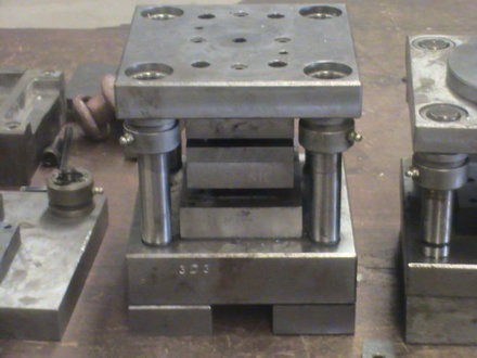 MOLDES